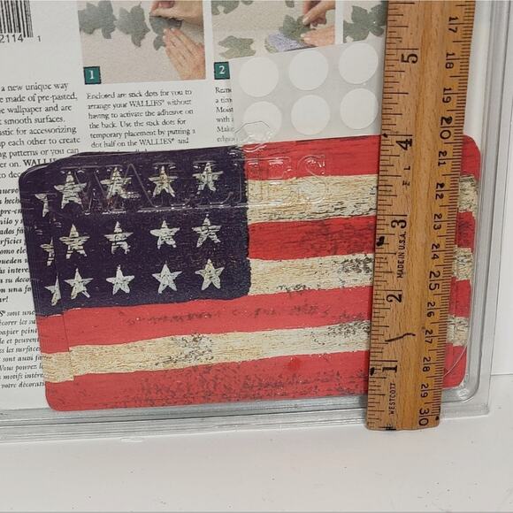 Flag Wallies Pre Pasted Wallpaper Cutouts 12114 Set of 25 Crafts Parades Books - Picture 6 of 12